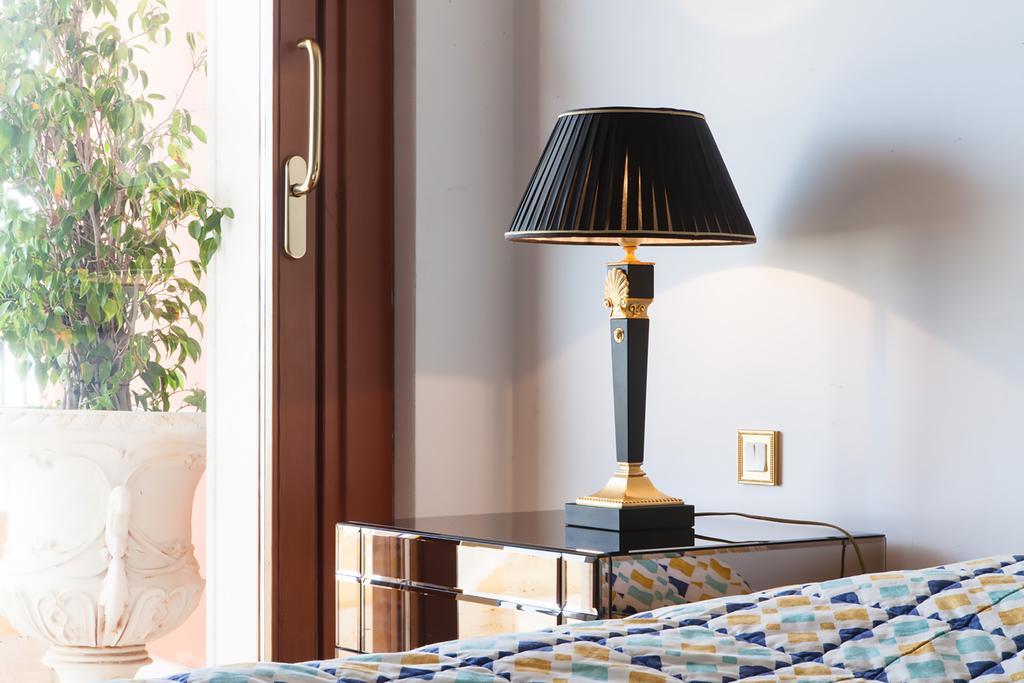 Sunny Panoramic Balcony Apartment เอซ ภายนอก รูปภาพ